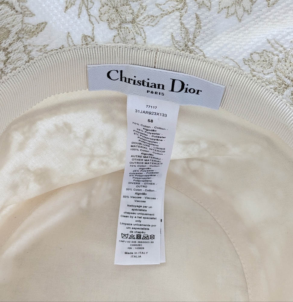 Christian Dior Bucket Hat. - Picture 5 of 11